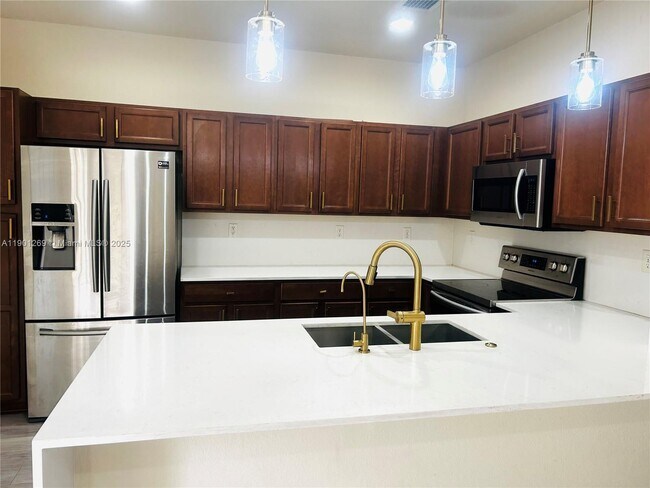 Foto del edificio - 17058 SW 95th Terrace