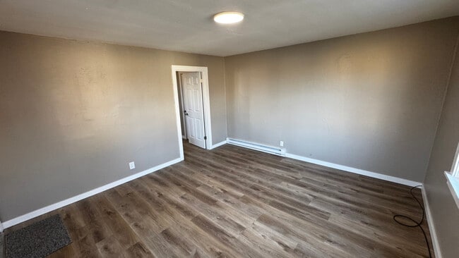 Foto del edificio - 400 Emma Ave