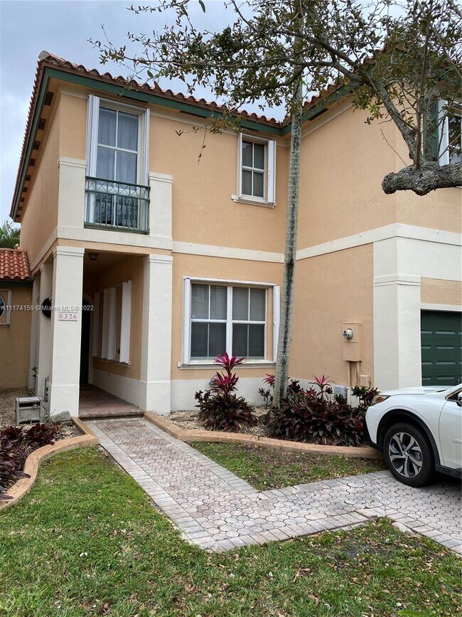 Foto del edificio - 8326 NW 144th Terrace