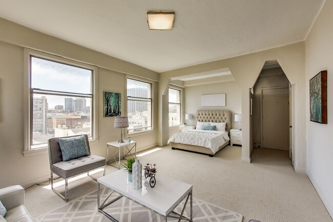 Building Photo - Charming Historic Downtown Studio Availabl...