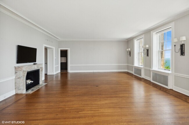 Building Photo - 1200 N Lake Shore Dr