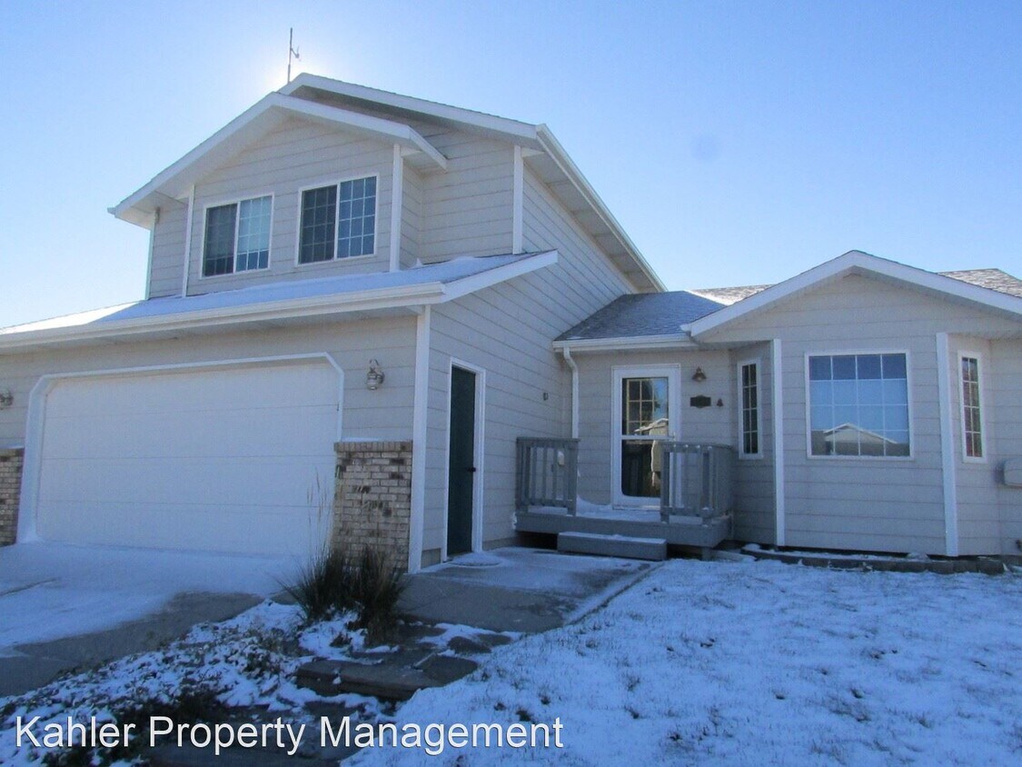 3 br, 2.5 bath House 5199 South Pitch Drive House Rental in Rapid