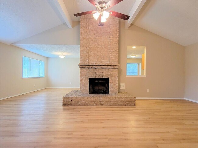 Building Photo - 19407 Spanish Needle Dr