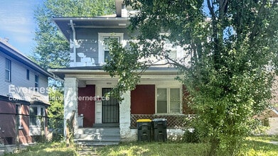 Building Photo - 3033 Park Ave