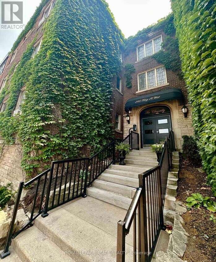 Photo principale - 285-285 King St W