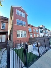 Building Photo - 2427 W Grenshaw St