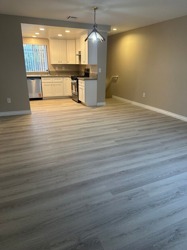 Building Photo - 20609 Seine Ave