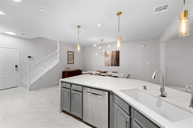 Building Photo - 6847 Pistoia Dr