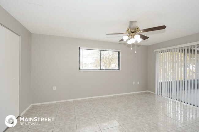 Foto del edificio - 7537 Humboldt Ave