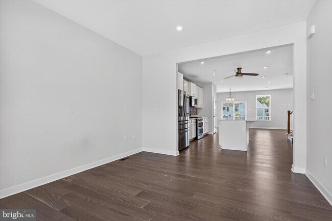 Foto del edificio - 8005 Milltown Cir