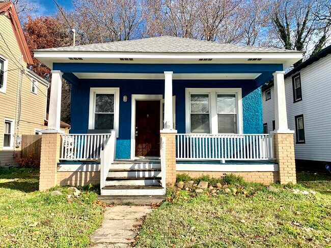 Building Photo - 119 Segar St