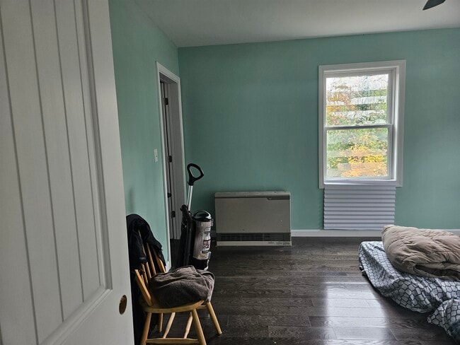 Foto del edificio - 146 Ellsworth Hill Rd