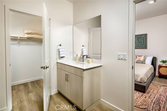 Building Photo - 27886 Viewpoint Dr
