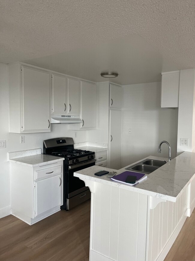 Building Photo - Villa Woods Apartments