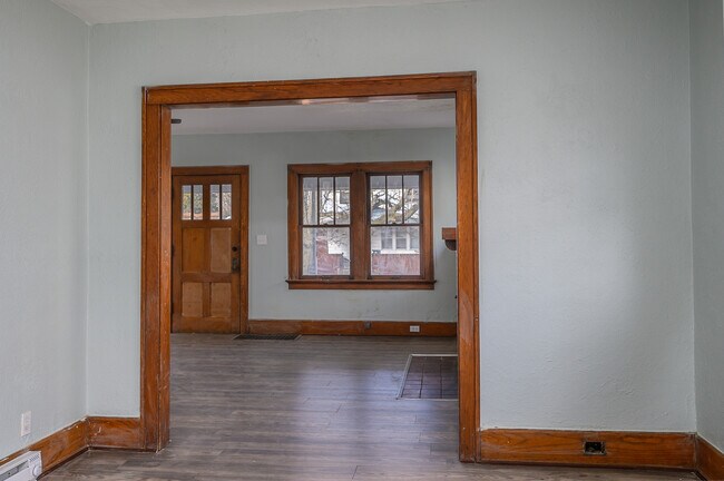 Foto del edificio - 3854 Drexel Dr