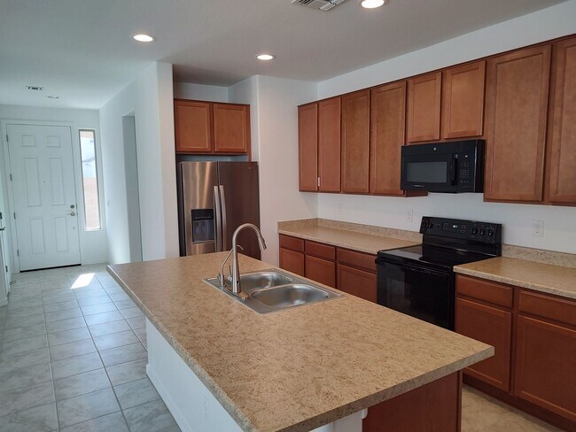 Foto del edificio - 14418 W Cottontail Ln