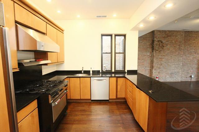 Building Photo - 2 bedroom in CHICAGO IL 60602
