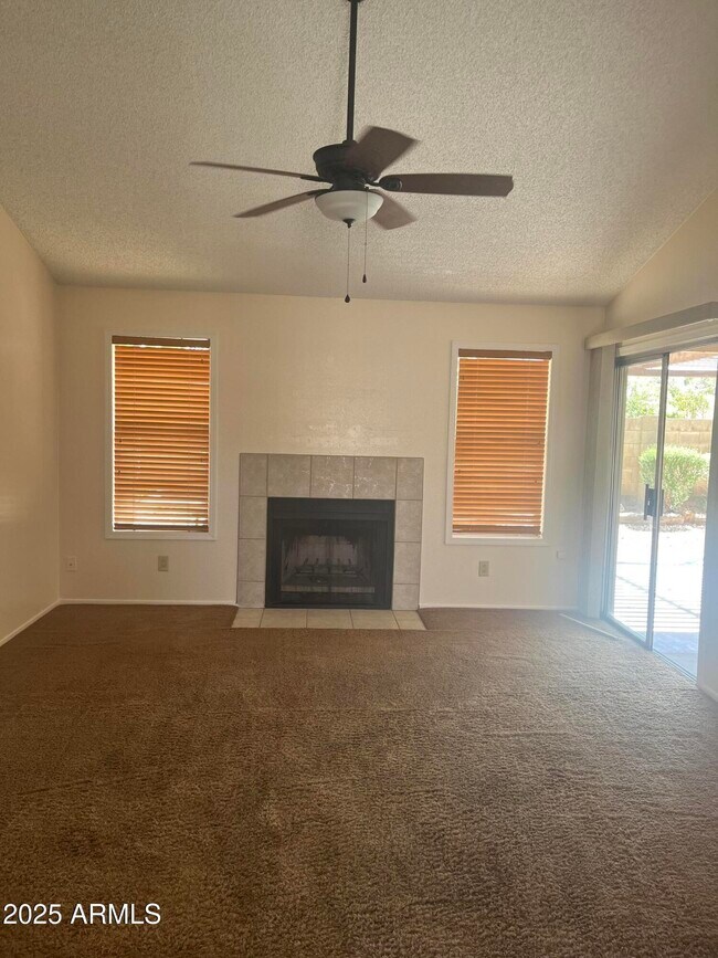 Foto del edificio - 13251 N 78th Dr