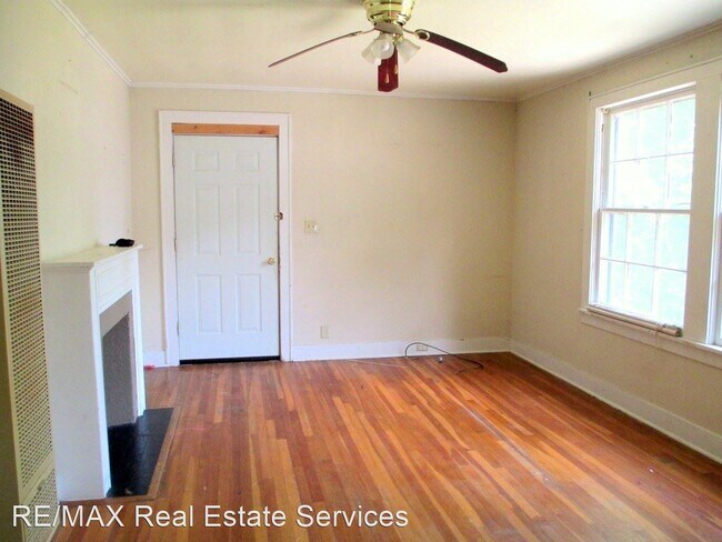 Building Photo - 2 br, 1 bath House - 623 Robinson