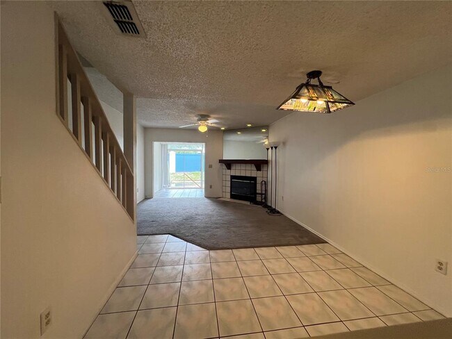 Foto del edificio - 3356 Fox Hunt Dr