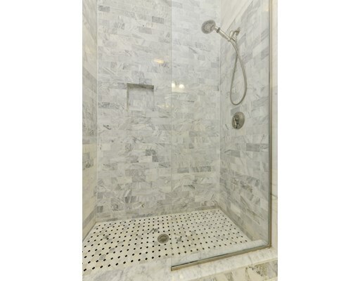 Building Photo - 86 Commonwealth Avenue