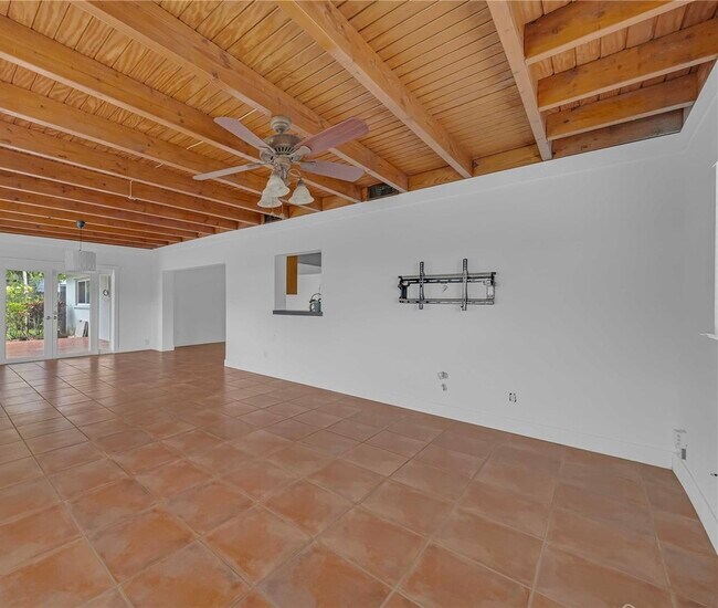 Building Photo - 12265 SW 105th Ln