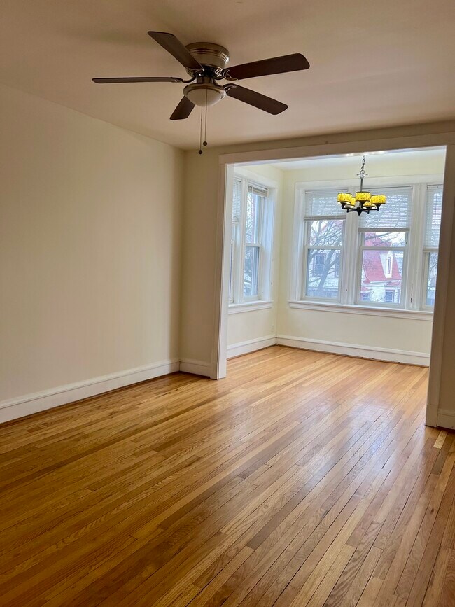 Foto del edificio - 4148 N Monticello Ave