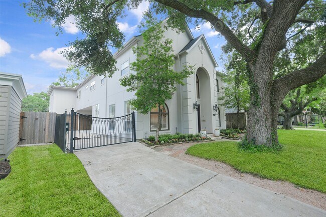 Foto del edificio - 3724 Wroxton Rd