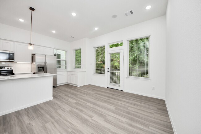 Foto del edificio - 5103 Mallow St