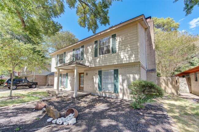 Building Photo - 17206 Seven Pines Dr