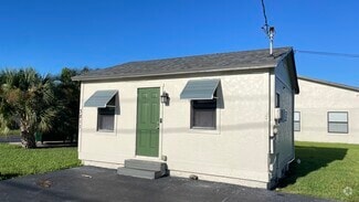 Building Photo - 3811 Davis Rd