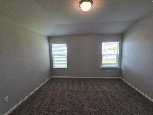 Foto del edificio - 5100 Stockton Ln