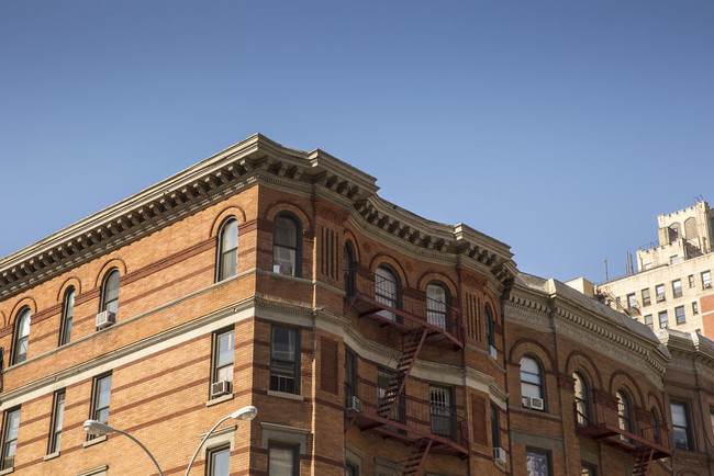 Apartments Near 96th And Q