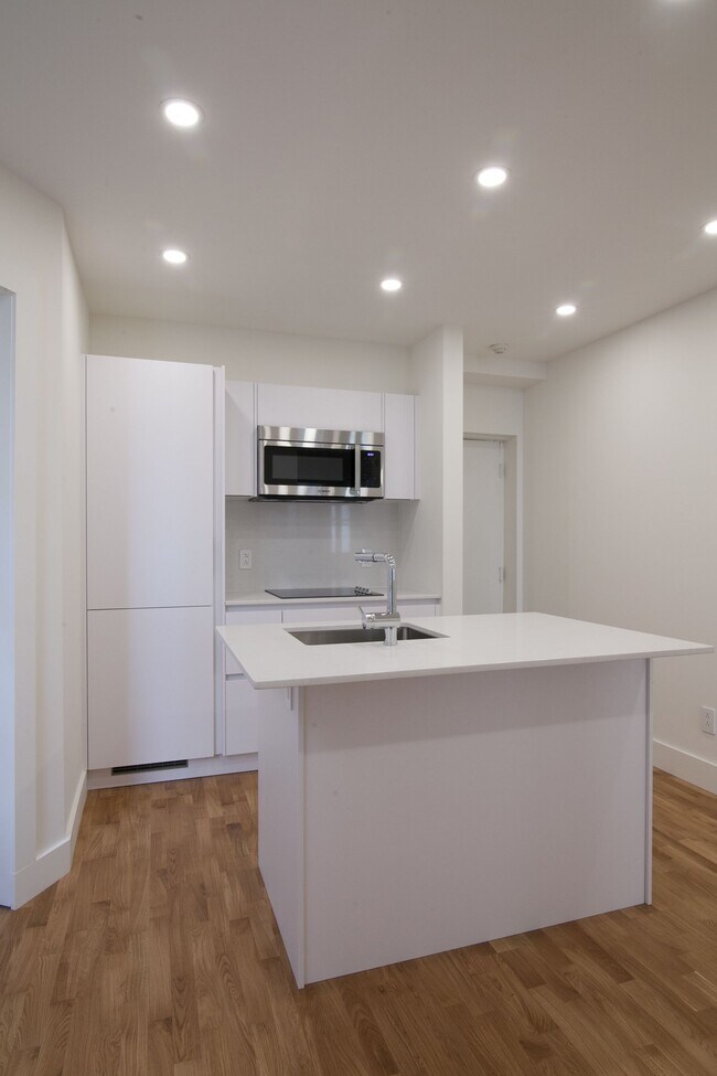 Photo du bâtiment - 3495 Av. Van Horne