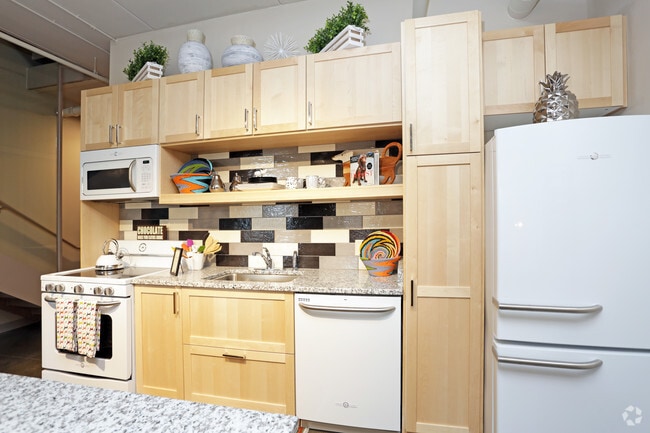 Kitchen - City Square Lofts