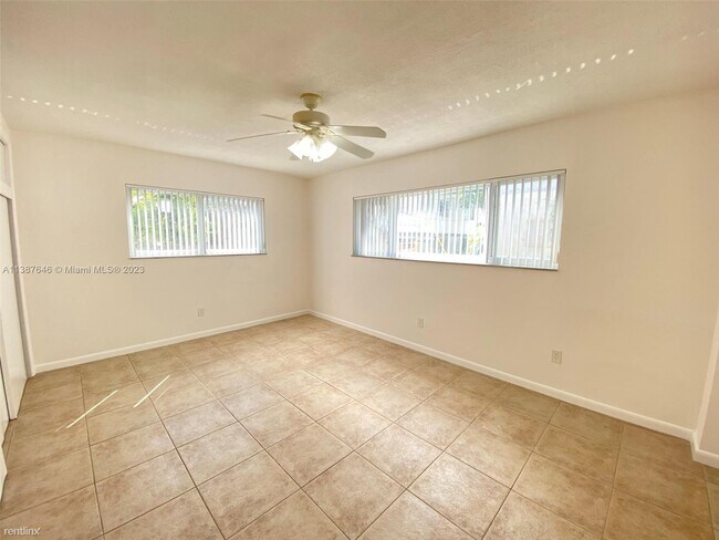 Building Photo - 2 br, 1 bath House - Biscayne Beach