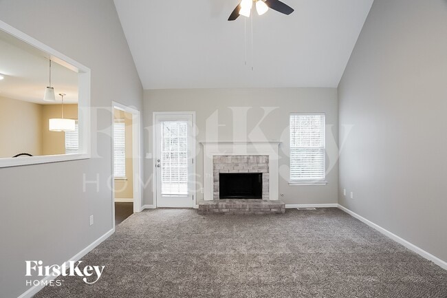 Building Photo - 4442 Brittany Dr