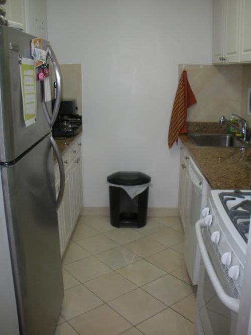 Foto del edificio - 328 E 38th St