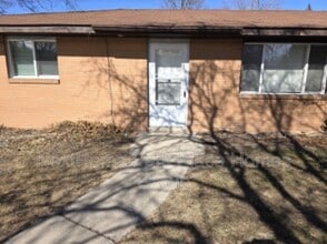 Building Photo - 3904 Bay City Rd