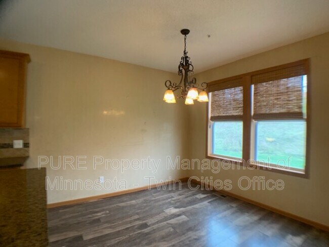 Building Photo - 9463 Washington Cir