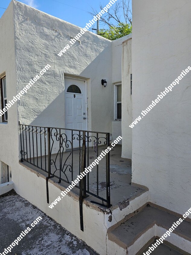 Foto principal - 1618 Coal Ave SE