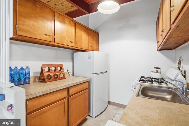 Foto del edificio - 7753 Donnybrook Ct