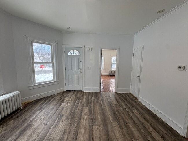 Building Photo - 677 Gerard Ave