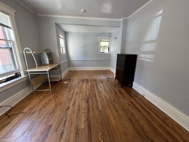 Building Photo - 12 br, 4 bath House - 1102 Prospect St
