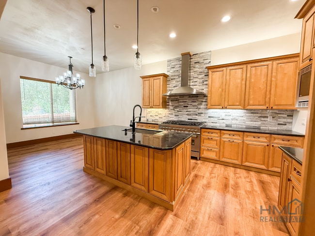 Building Photo - Homes Management - Beautiful Home for Rent...