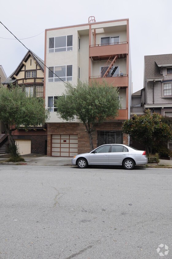 Building Photo - 246 9th Ave