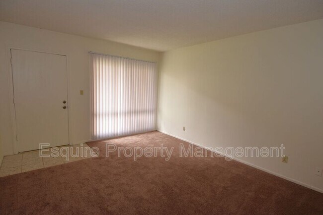 Foto del edificio - 2050 N Ventura Rd