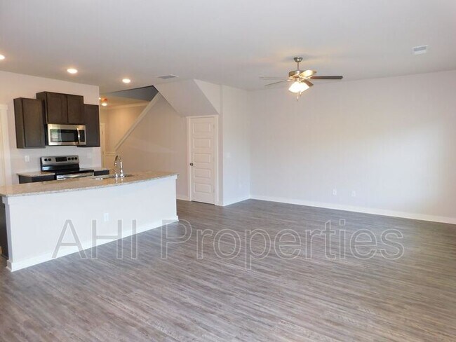 Building Photo - 5738 Cheshire Cove Cir