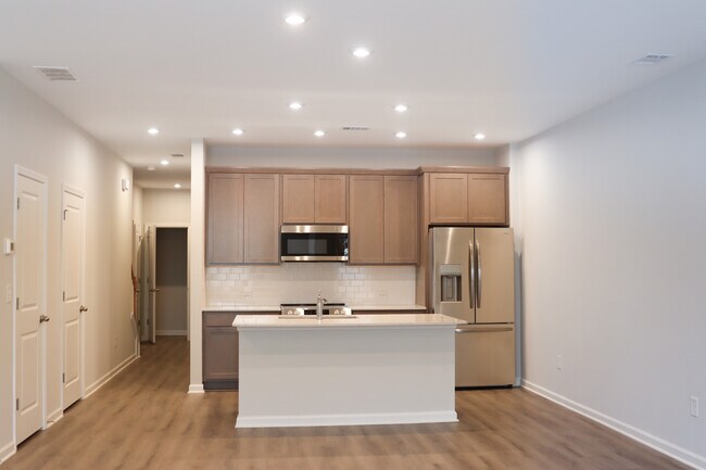 Foto del edificio - 479 Crown Dr