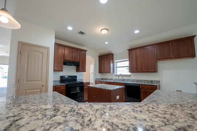 Building Photo - 1422 Julie St